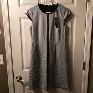 Tarhari gray mid-length dress with cap-sleeves